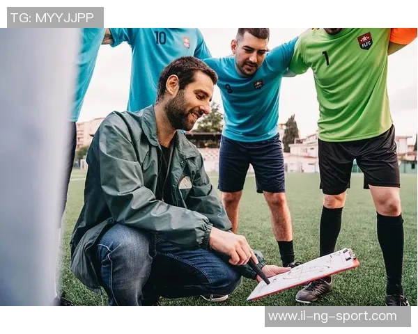 探索足球教练的多样风格与战术智慧，揭示他们对比赛的深刻影响与贡献